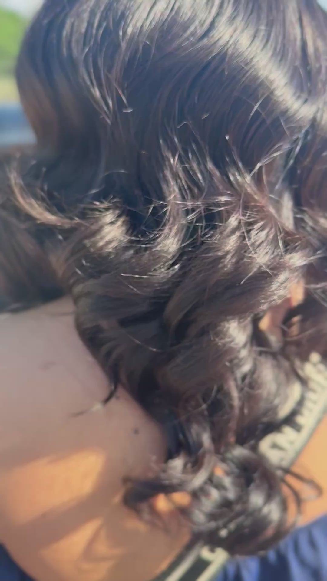 Raw Natural Wavy Closures